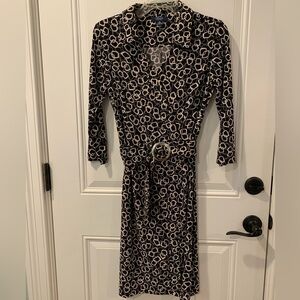 Chaps Faux Wrap Geo Dress. Sz Small